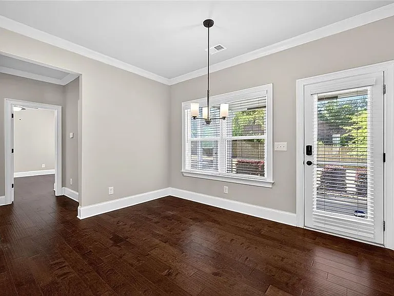 3047 Mountain Shadow Way — Photo 19