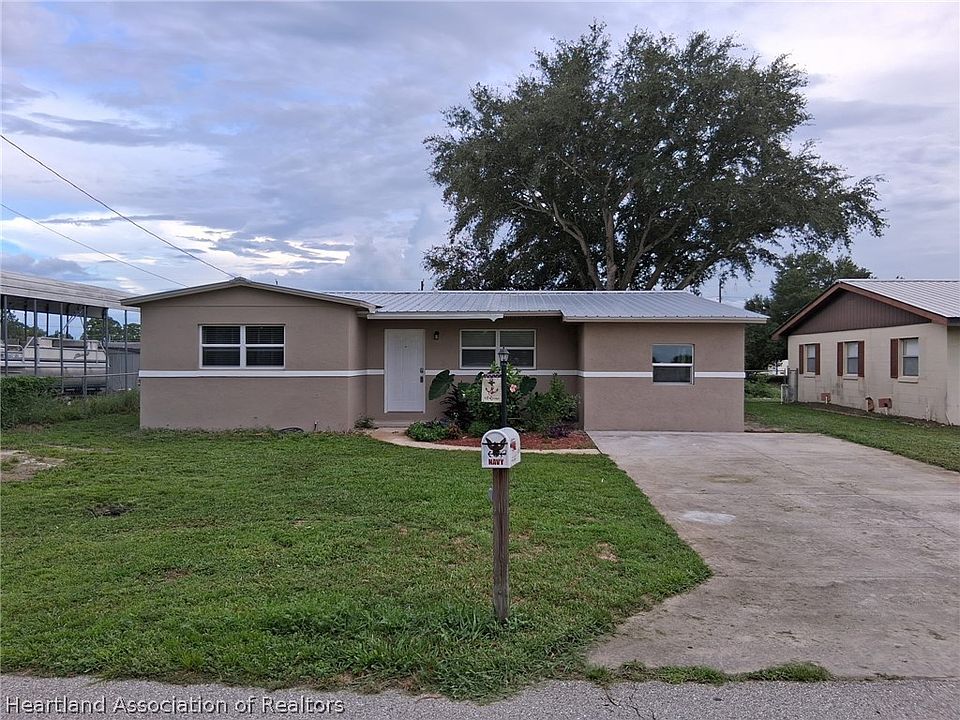 1st image of 1415 Killarney Dr