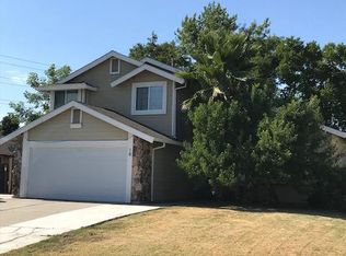18 Vidmar Ct, Sacramento, CA