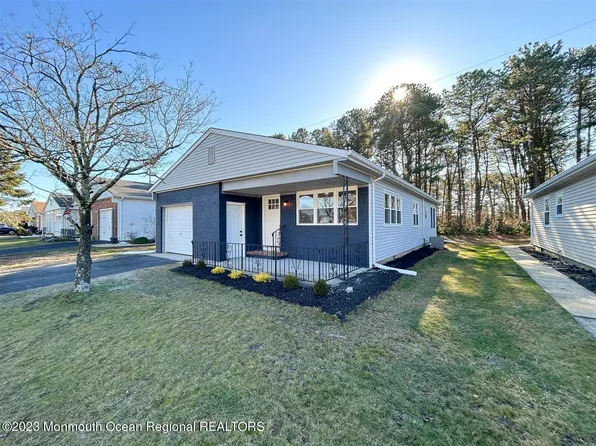 79 San Carlos Street, Toms River, NJ 08757