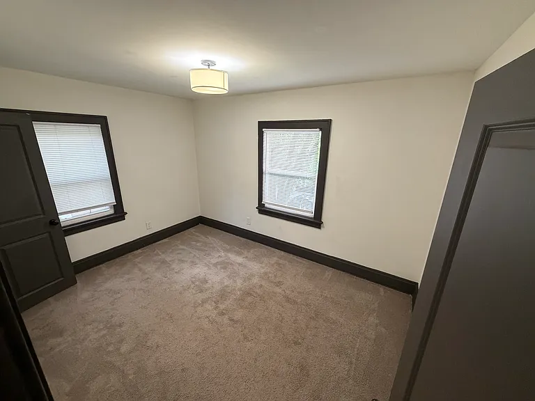 1130 Wilson Ave #1 — Photo 23