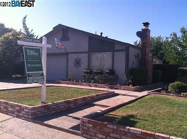 2nd image of 4134 Sugar Pine Way
