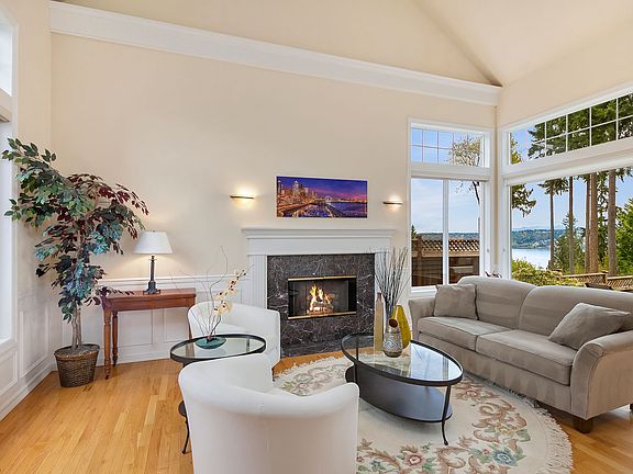 Light and Bright Rooms