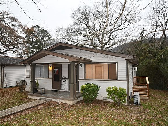2nd image of 5109 Lynnwood Ave #A