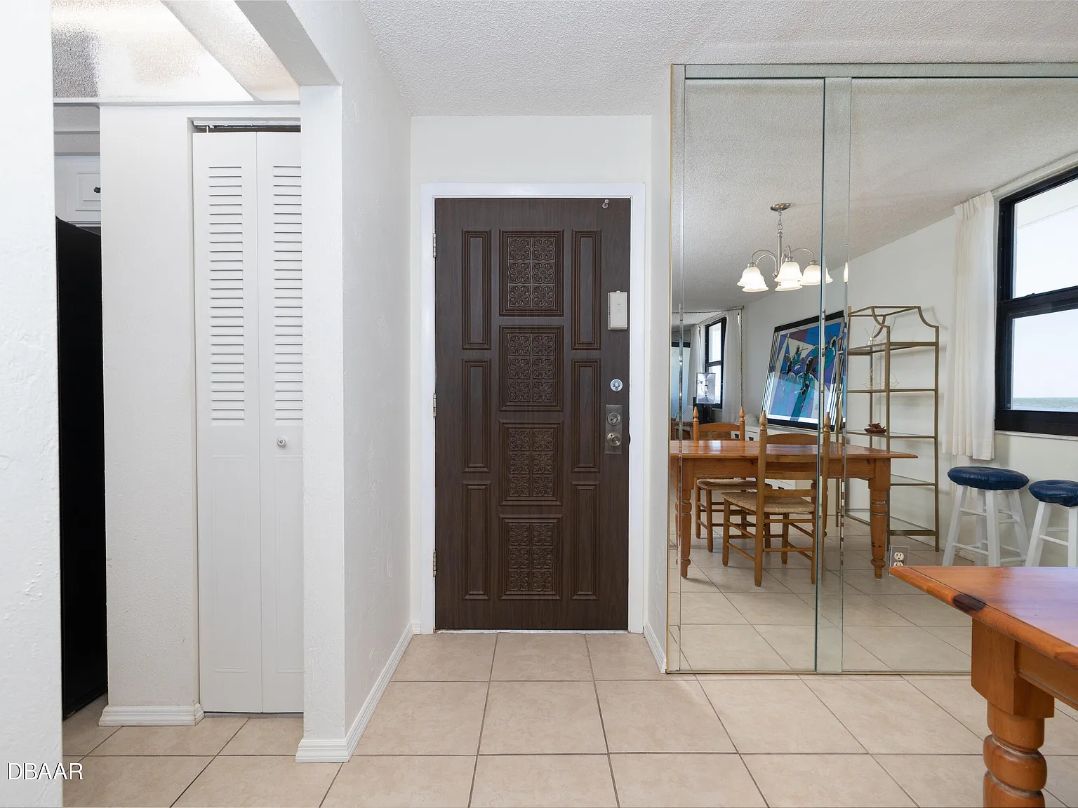 2 bed, 2.0 bath, 1225 sqft, $2,100 — Photo 3
