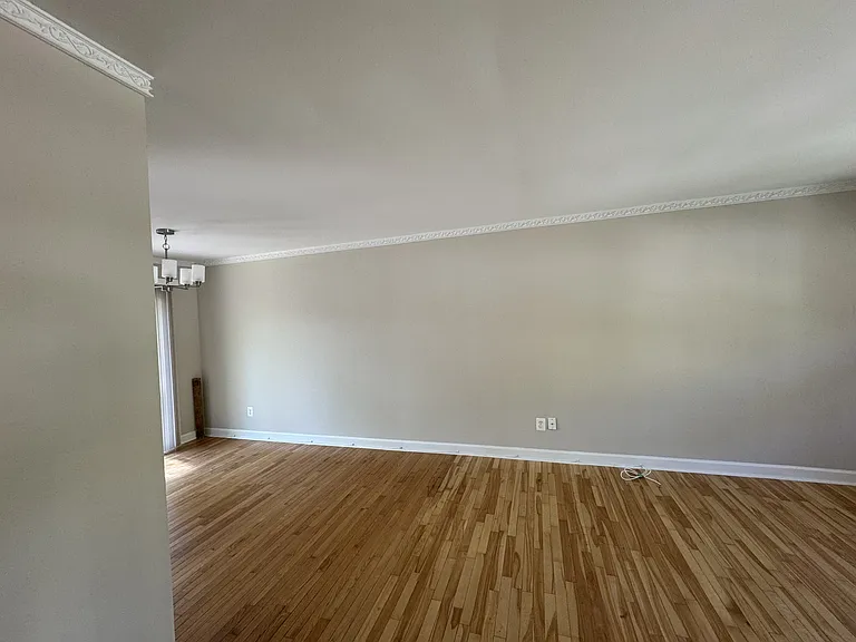 8505 Cherry Heights Ct — Photo 7