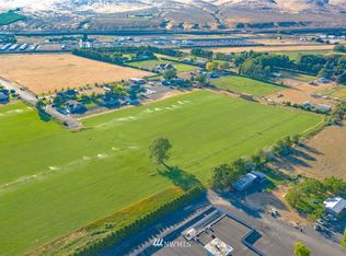 13836 Road C.4 NW, Ephrata, WA 98823