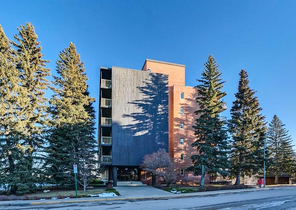 1st image of 3316 S Rideau Pl SW #608