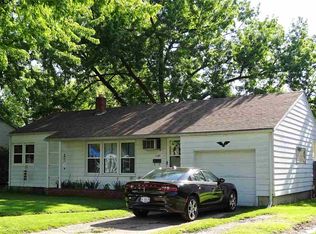 1105 Wabash Ave, Rochester, IN 46975