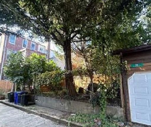 3rd image of 1620 Hollins St