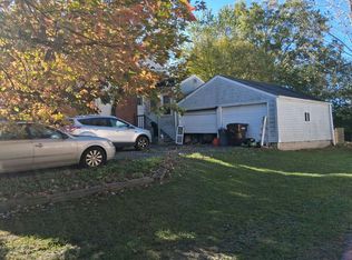 207 State Rd NW, Warren, OH 44483