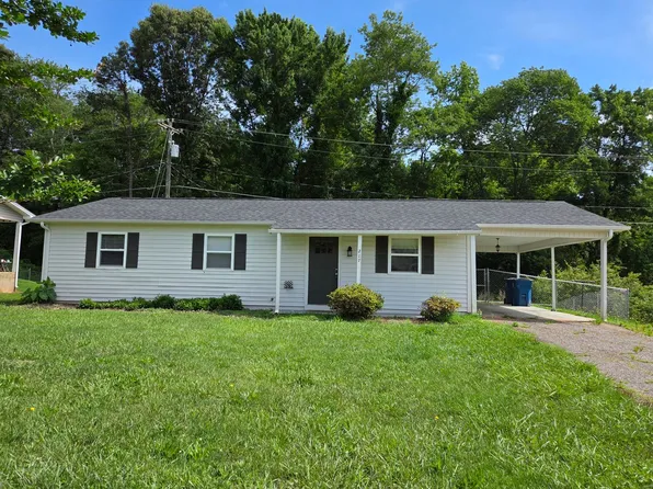 217 Foxwood Dr, Maiden, NC 28650