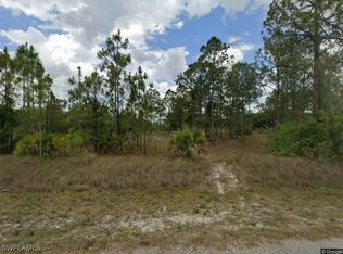917 Thompson Ave, Lehigh Acres, FL 33972