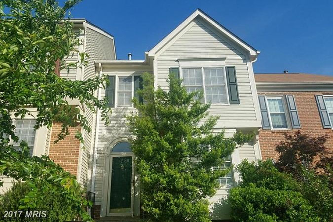 1st image of 12402 Abbey Knoll Ct