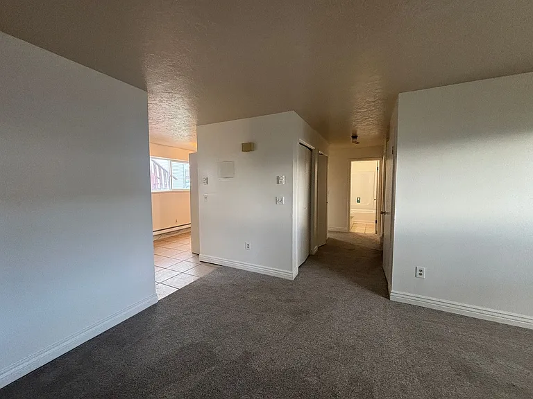 5105 Hawthorne Rd #9-12 — Photo 3
