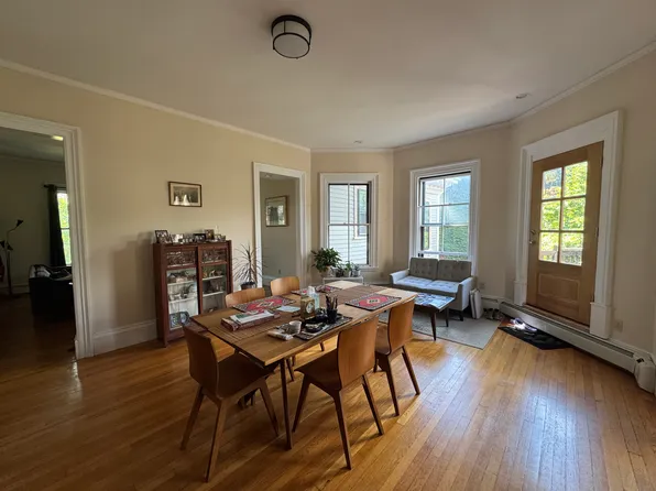 56 Hawes St #2, Brookline, MA 02446