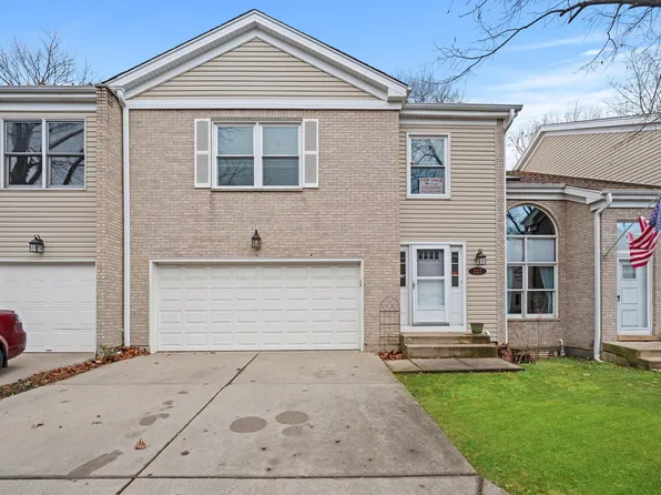 227 Thomas Dr, Wood Dale, IL 60191