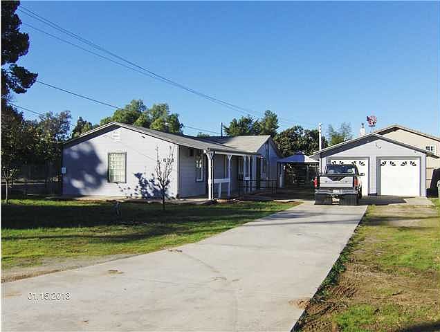 2nd image of 624 N 1st St