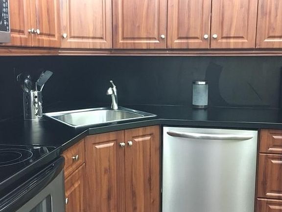 4th image of 2750 NE 183rd St APT 704