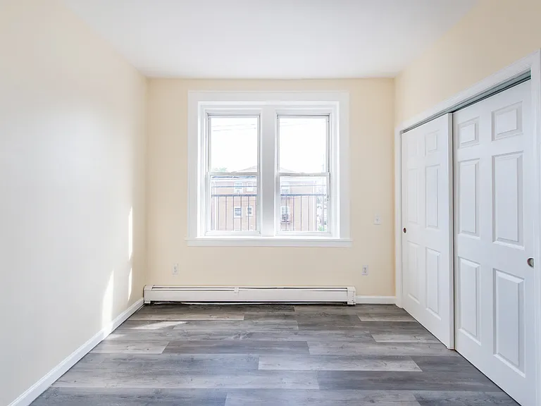 287 N 10th St #2 — Photo 12