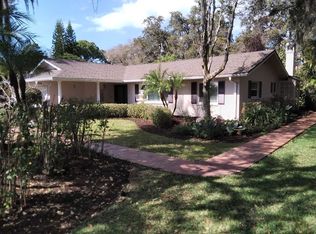 744 Charlotte Ave, Tarpon Springs, FL 34689