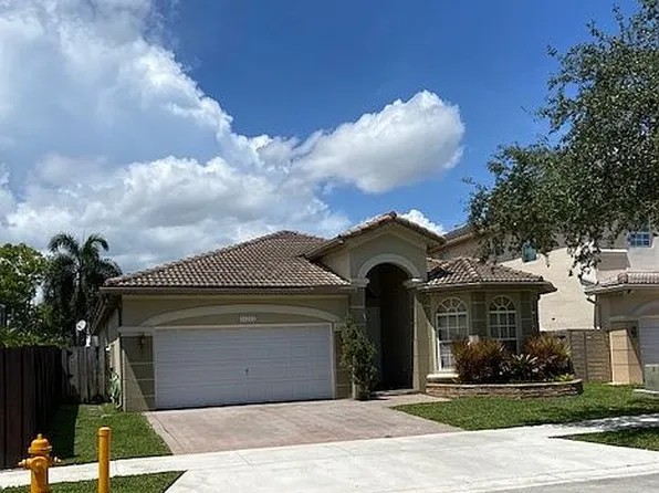 11213 NW 77th Ter, Doral, FL 33178