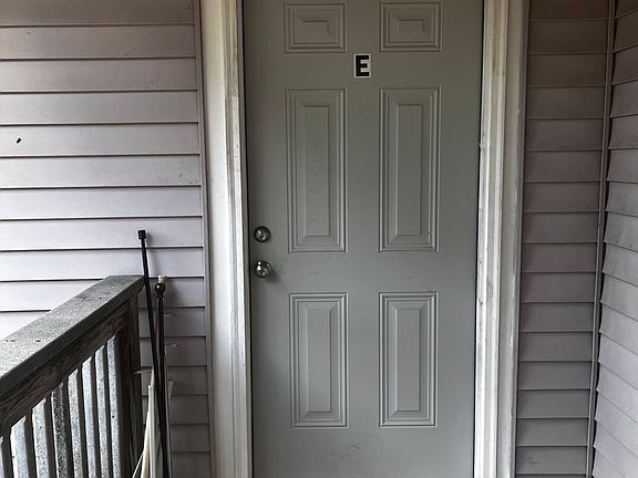 3rd image of 17822 Batesville Pike #E