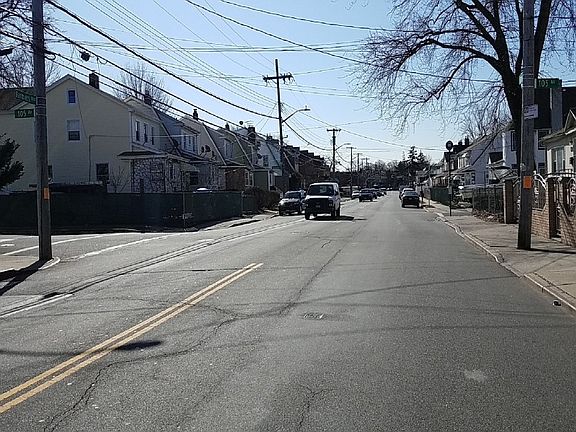 5th image of 104-29 Farmers Blvd