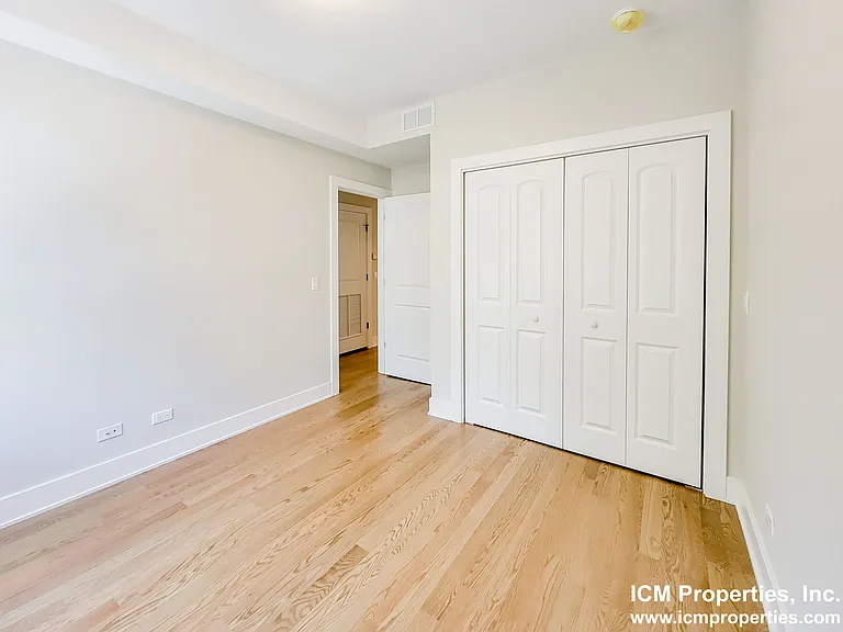 4405 N Seeley Ave #1 — Photo 7