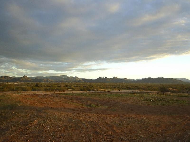 1st image of 1411 E RED RANGE Way #0211-74-092F