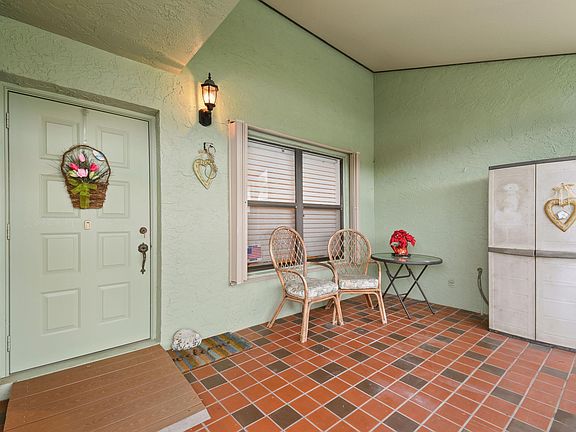 3rd image of 1732 W Royal Tern Ln #1