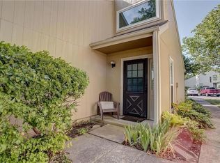 708 E 122nd St, Kansas City, MO 64146