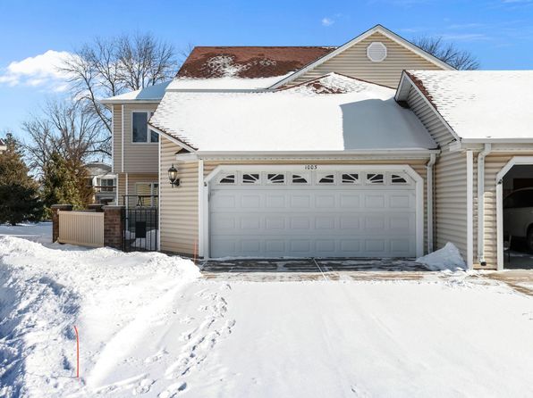 55126 Townhomes & Townhouses For Sale - 8 Homes | Zillow