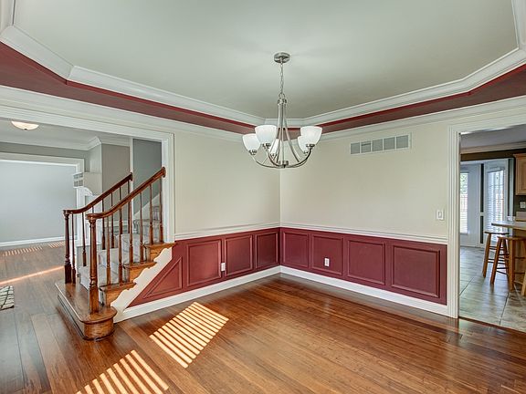 Formal dining with Trey Ceiling