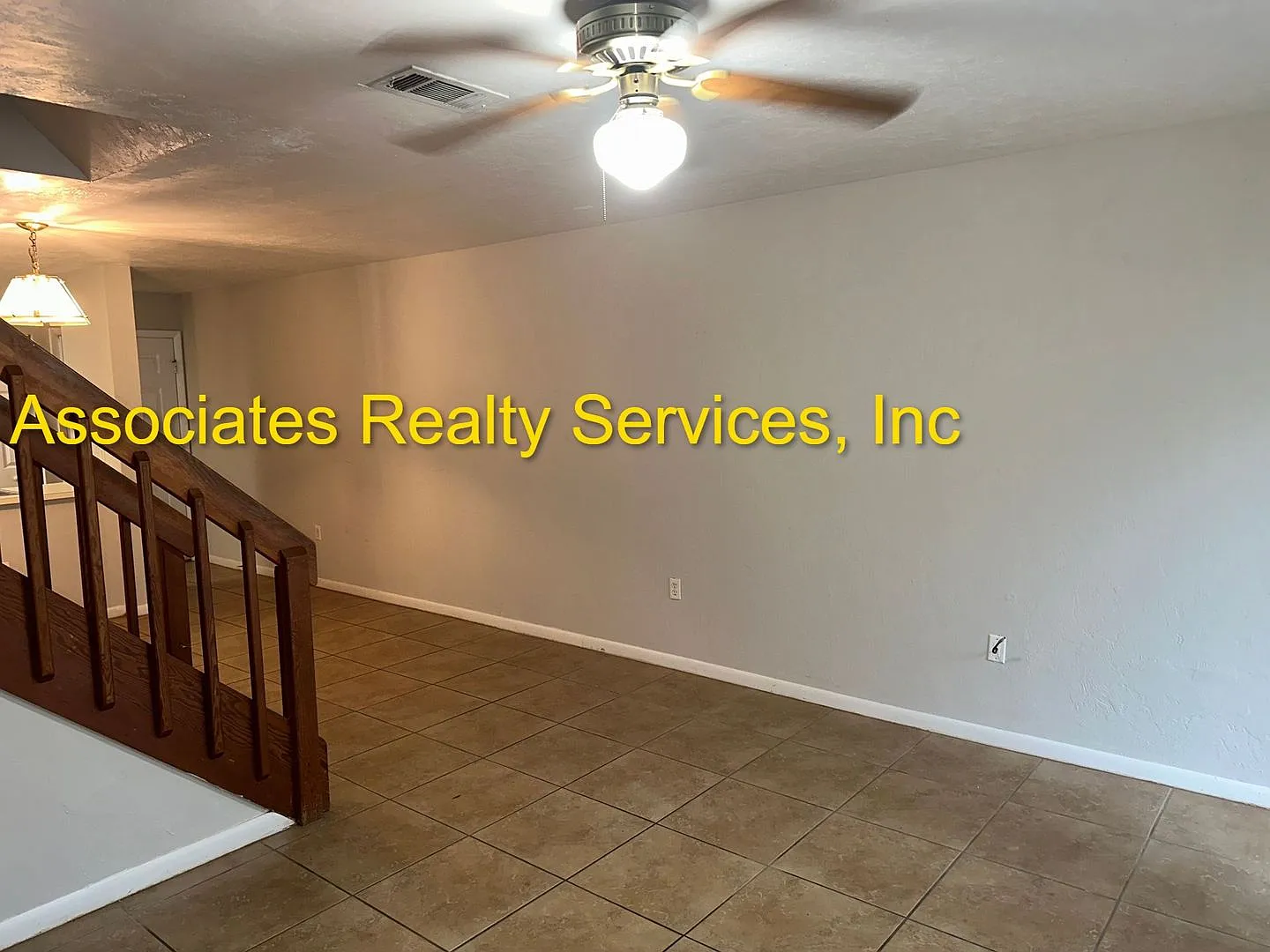 2 Br/ 2.5 Ba- Available In December! This Is A Sublease! — Photo 3