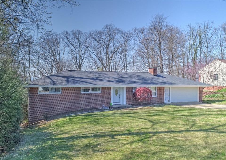 1st image of 3954 Skyland Dr