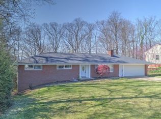 3954 Skyland Dr, Kingsport, TN 37664