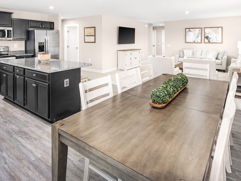 2nd image of 7058 Higgins Creek Ln