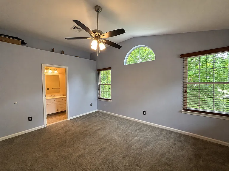 1 Quail Brook Ct — Photo 3