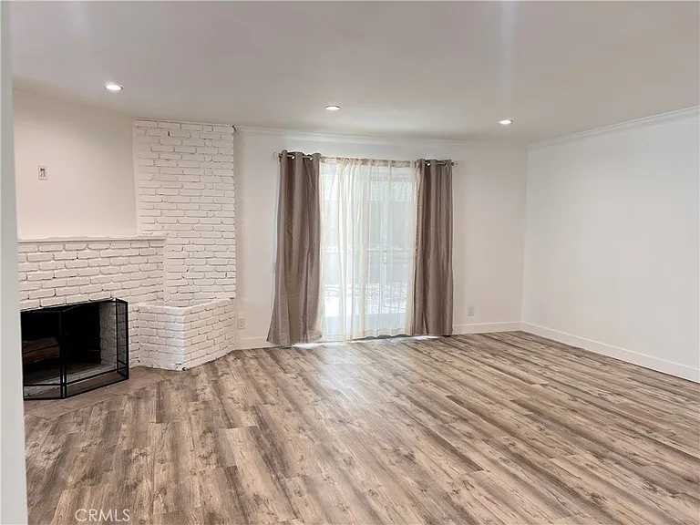 6141 Dalecrest Ave — Photo 4
