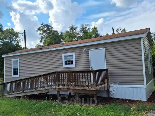 6948 Illinois St, Grand Ridge, FL 32442