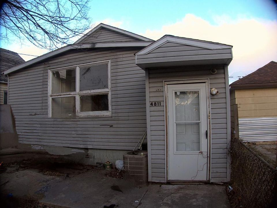 1st image of 4811 Homerlee Ave