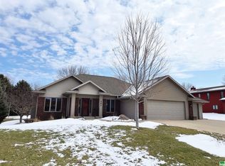 501 Juneau Ave SE, Orange City, IA 51041