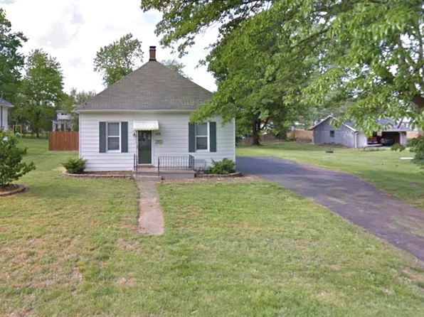 129 W Lincoln St, Collinsville, IL 62234