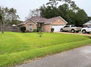 3206 Neptune Dr, Gautier, MS 39553