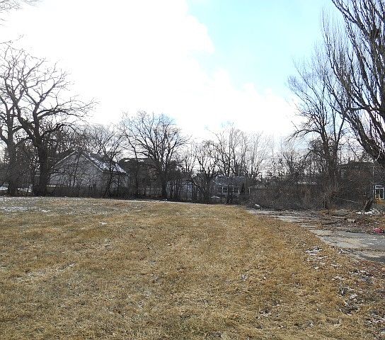 1st image of 4024 N Cass Ave
