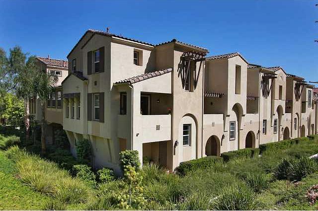 1st image of 2954 Escala Cir