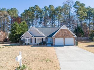 328 Hampton Oaks Cir, Villa Rica, GA 30180