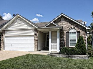 461 Winter Bluff Dr, Fenton, MO