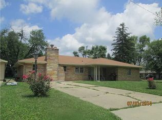 504 Sunset Blvd, Greenwood, IN 46142